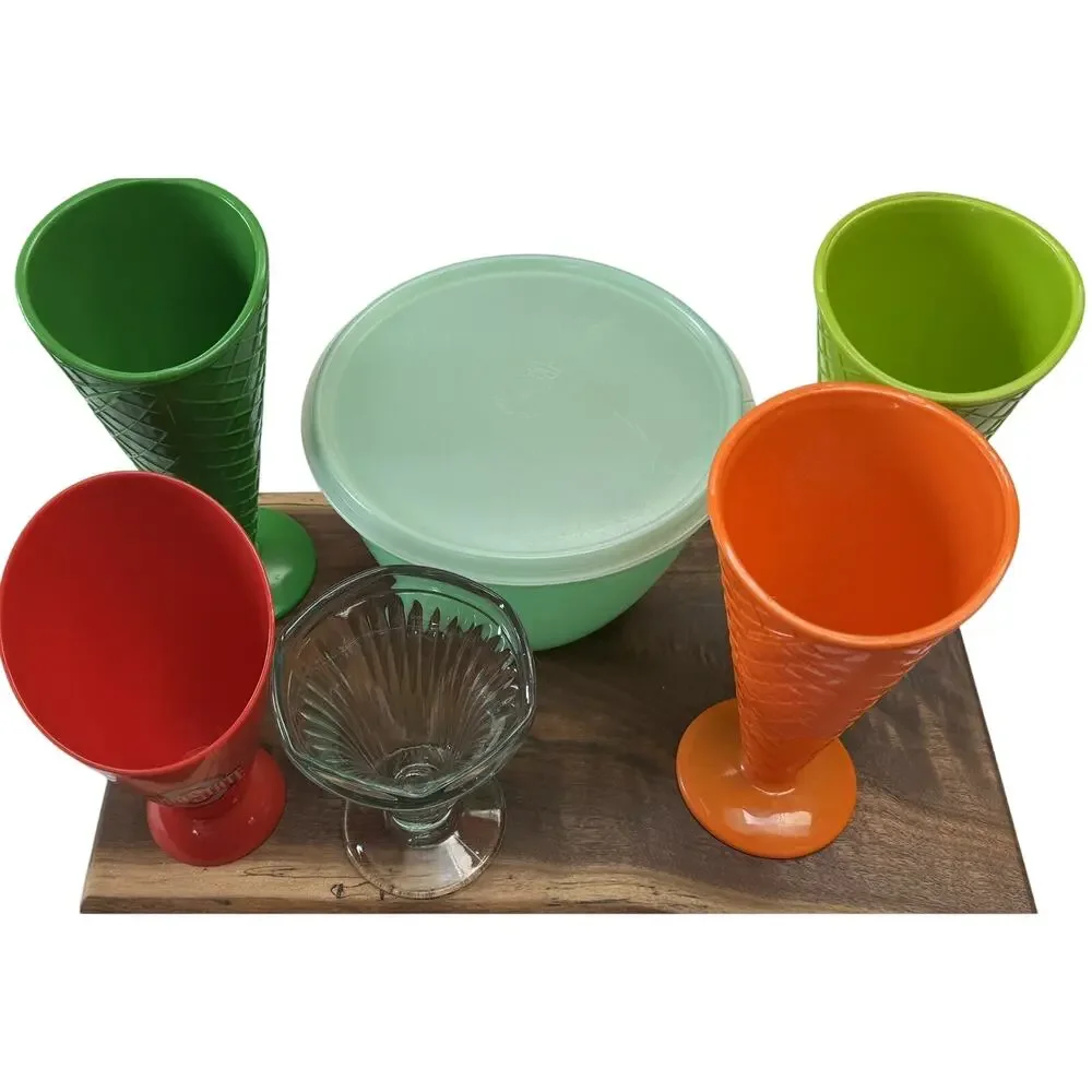 Vintage 1970s Tupperware Salad Keeper Jadeite Green Lid & (5) Ice Cream Cups